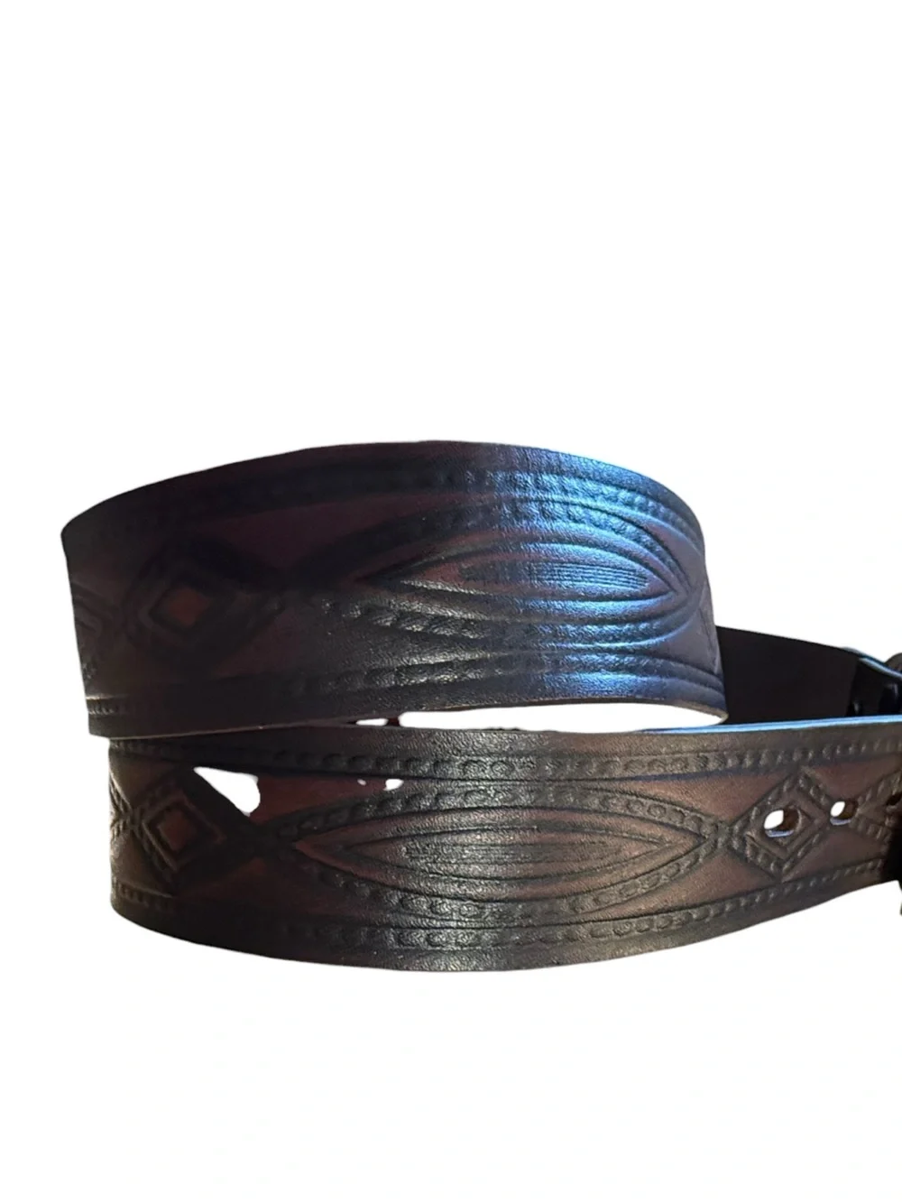 Wrangler Men’s Size 40 Tooled Dark Brown Leather Belt with Brass Buckle